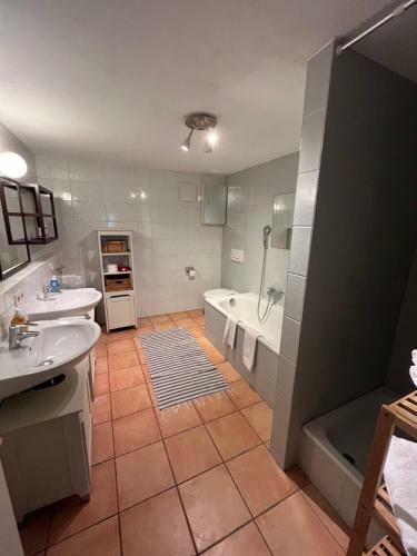 Apartamento Familiensuite Mit Garten Und Poolnutzung
