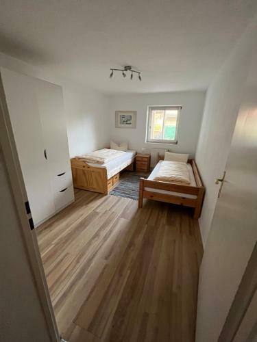 Apartamento Familiensuite Mit Garten Und Poolnutzung