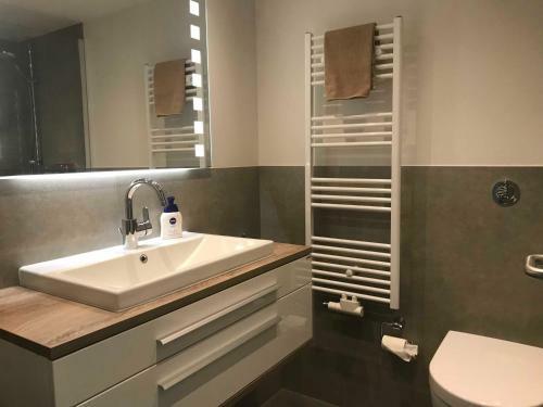 Hotel Kuestenplatz 222 _ Schwimmbad _ Sa