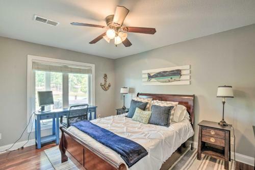 Waterfront Iva Getaway With Dock And Game Room!