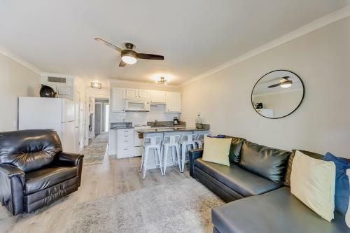 Sea Cabin 121-b