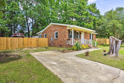Modern Moncks Corner Home Private Hot Tub!