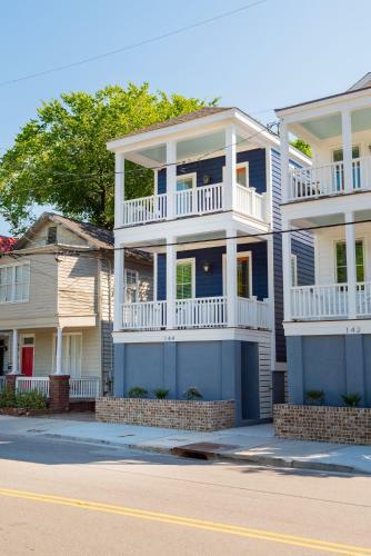 New Villa Azure - Gorgeous 3bd Home In Downtown Chs Hosted By Cvp