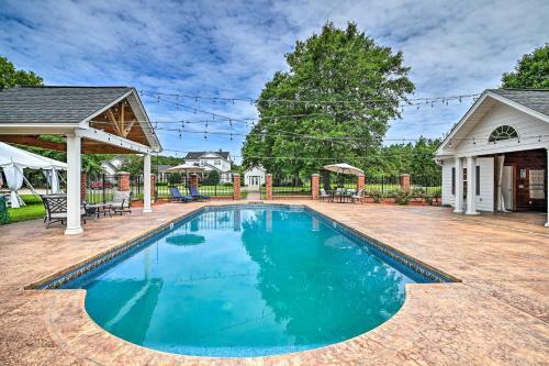 Stunning Sumter Home On Active 330-acre Farm!