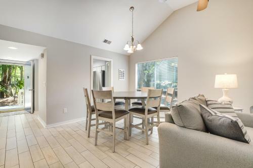 628 Double Eagle Trace