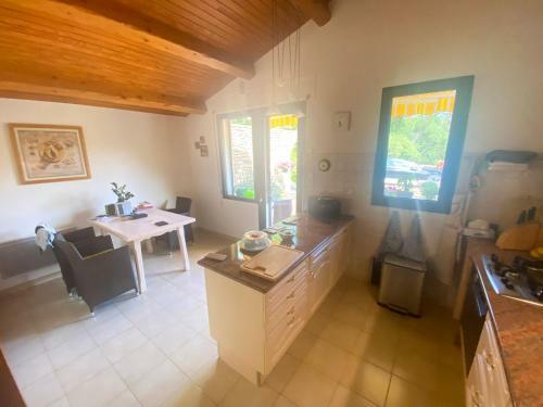 Villa Exceptionnelle Avec Piscine Et Tennis