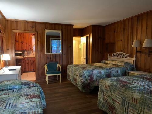 Motel Dewitt Rooms & Cottages
