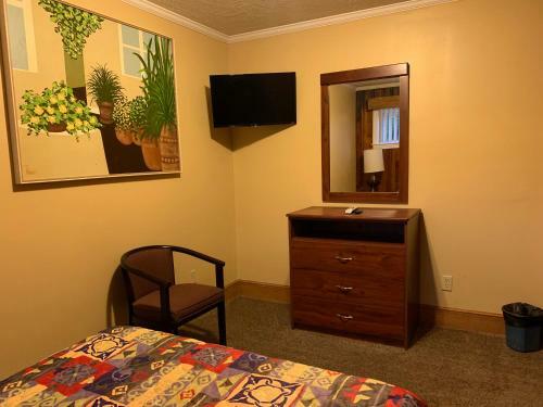 Motel Dewitt Rooms & Cottages