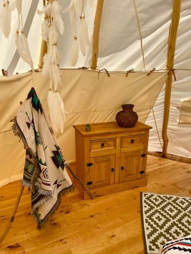 Tipi Village Navajos