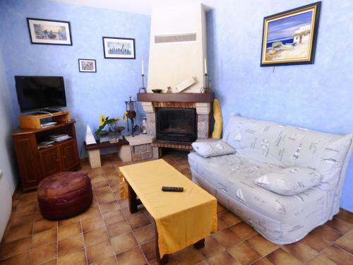 Villa Les Sables-d'olonne, 2 Bedrooms, 6 Persons - Fr-1-427-107