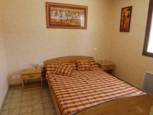 Villa Les Sables-d'olonne, 2 Bedrooms, 6 Persons - Fr-1-427-107