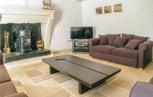 Studio Holiday Home In L'hermenault