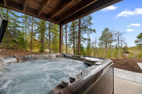 The Paramount-luxurious 3 Bed 3 Bath, Amenity Filled Custom Home