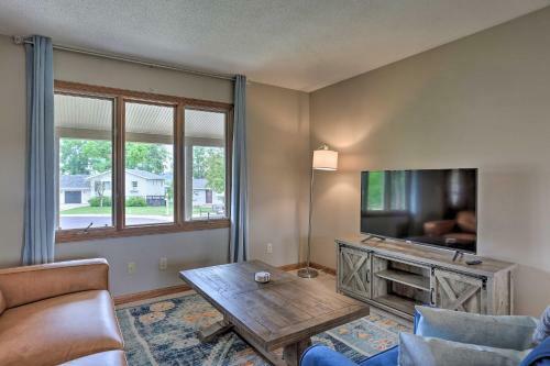 Cozy Sturgis Home With Yard, 2 Mi To Main St!