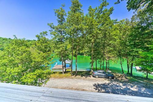 Waterfront Lake Cottage With Dock, Gentle Slope