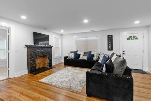 Sleek & Beautiful Chattanooga Home