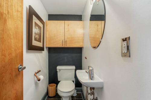 Southside Artist Townhouse