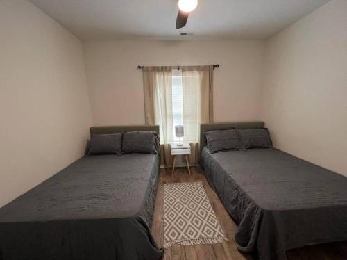 Beautiful Cottage - 2 Miles From I-75