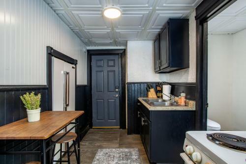 Historic Loft 5 Minutes To Downtown