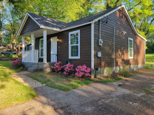 Cabin Like Home On 1.5 Acres , Sleeps Up To 14