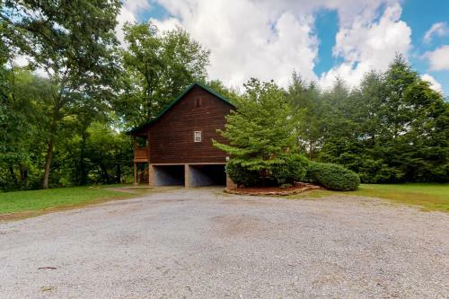 Waters Edge Cabin