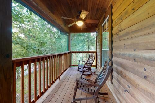 Waters Edge Cabin