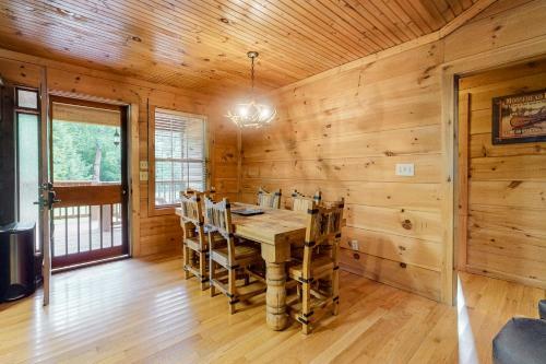 Waters Edge Cabin