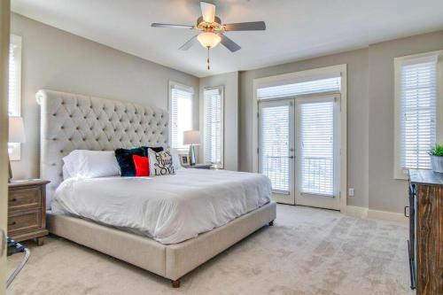 Phillips Place Condos II