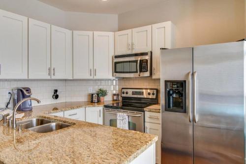 Phillips Place Condos II