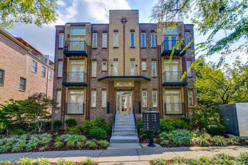 Phillips Place Condos II