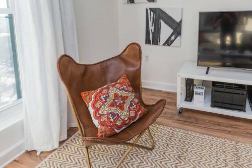 Music Row Retreat - 3 Beds, 1 Bedroom, Pool, Parking