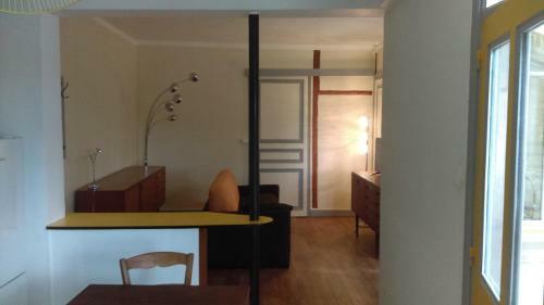 Apartamento Loches : G�te De Charme Ind�pendant Avec Jardin