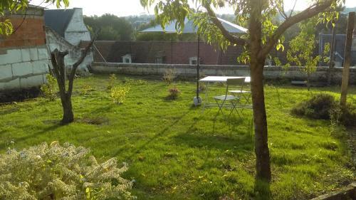 Apartamento Loches : G�te De Charme Ind�pendant Avec Jardin