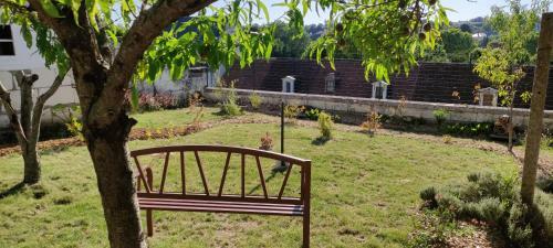 Apartamento Loches : G�te De Charme Ind�pendant Avec Jardin