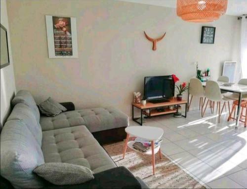 Apartamento Appartement Avec Piscine Dans La Venise Proven�ale