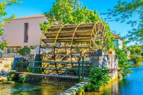 Apartamento Le Petit Studio - 15 M2 - Centre Ville - Sorgue � 50 M