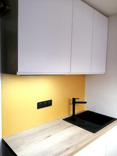 Apartamento Le Petit Studio - 15 M2 - Centre Ville - Sorgue � 50 M