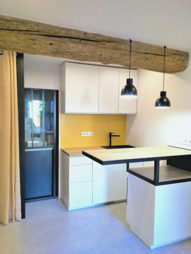 Apartamento Le Petit Studio - 15 M2 - Centre Ville - Sorgue � 50 M