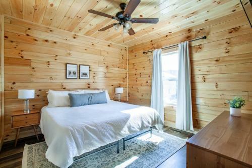 Heritage Hills Cabin Brand New W Indoor Pool