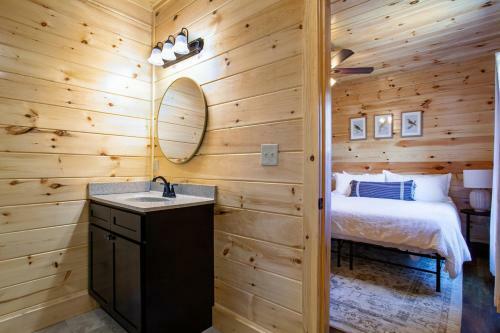 Heritage Hills Cabin Brand New W Indoor Pool