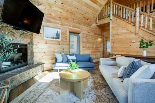 Heritage Hills Cabin Brand New W Indoor Pool
