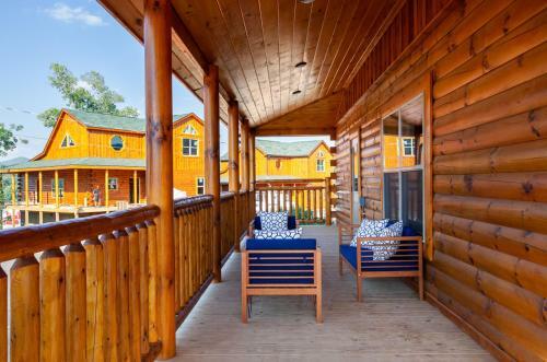 Heritage Hills Cabin Brand New W Indoor Pool