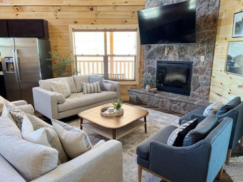 Sweet Tea Timber Indoor Pool Hot Tub
