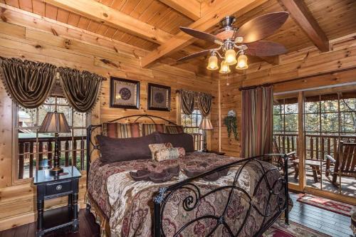Luxurious 6 Bed, 6 Bath With Indoor Pool, Pool Table And Sweeping Views!
