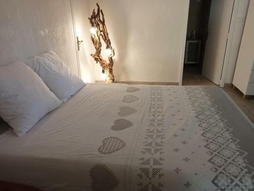 Apartamento Bas De Villa Au Chant Des Cigales