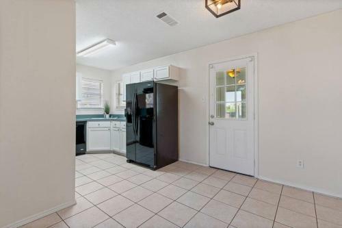 Apartamento Beautiful 3-bedroom Home With Relaxing Sunroom