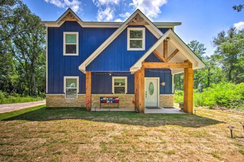 Just-built Eustace Getaway - Walk To The Lake