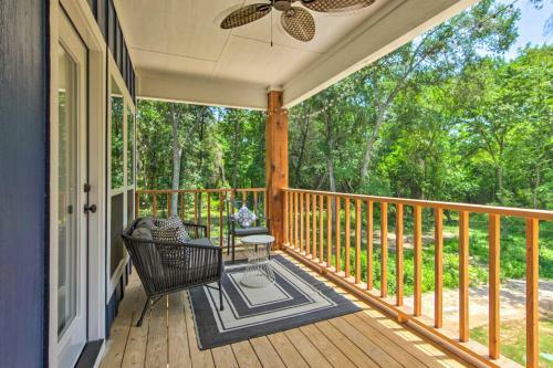 Just-built Eustace Getaway - Walk To The Lake