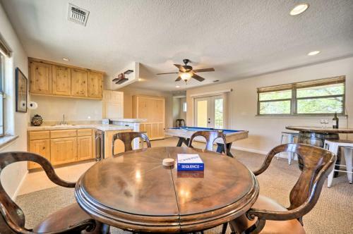 Luxe Canyon Home Decks, Hot Tub And Lake Views