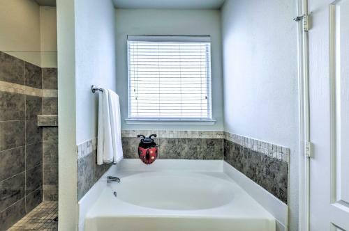 Charming Texas Retreat Less Than 6 Mi To Atandt Stadium